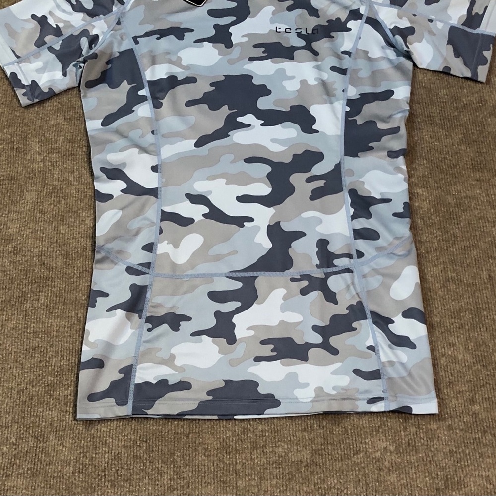 Tesla Performance Shirt - Picture 5 of 15